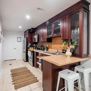 basement-suite-with-private-patio-in-davenport.niagara-fallshotels.com/